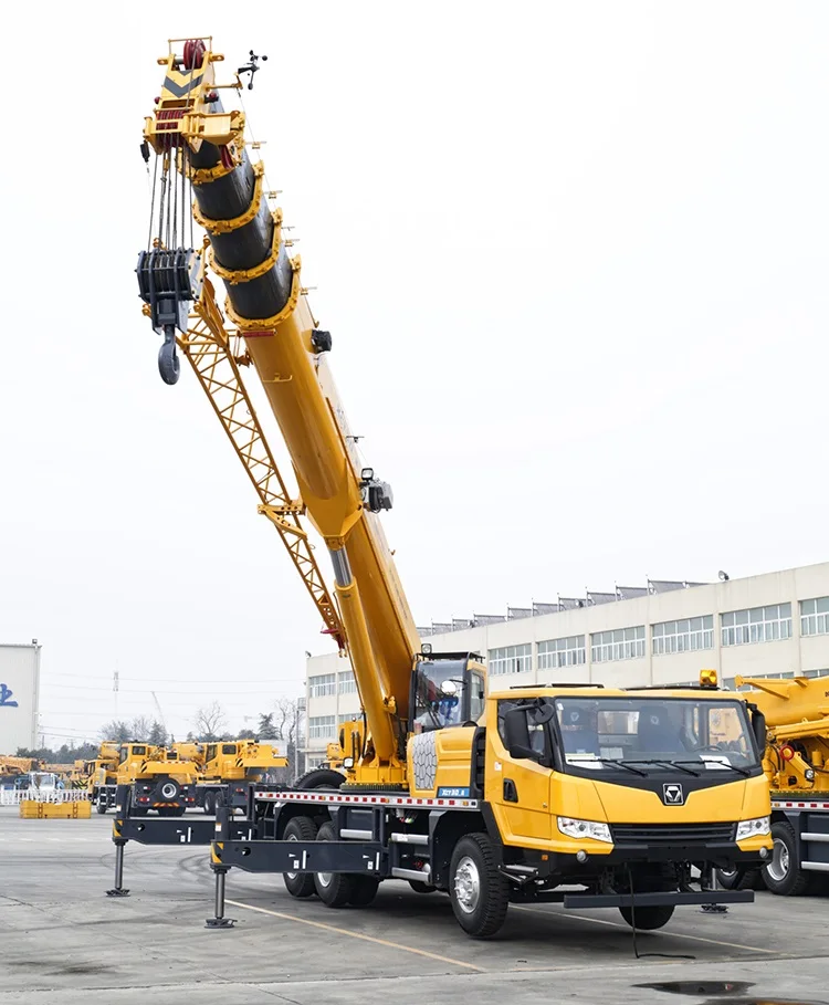 Top brand XCT30_M 48.1m lifting height 30ton Truck crane heavy boom lift factory price for sale