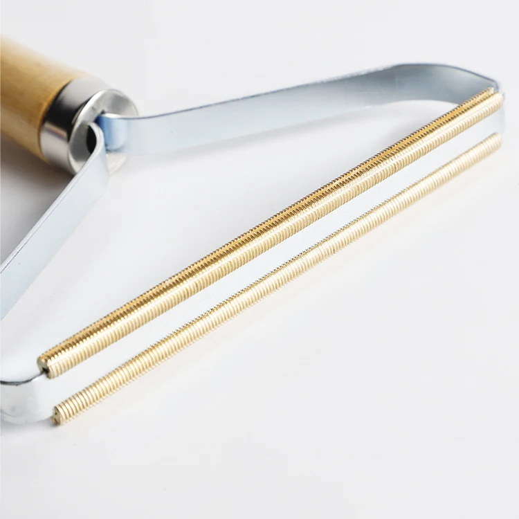 K & B wholesale Double Side wooden handle Fluff Lint Remover Fabric Shaver