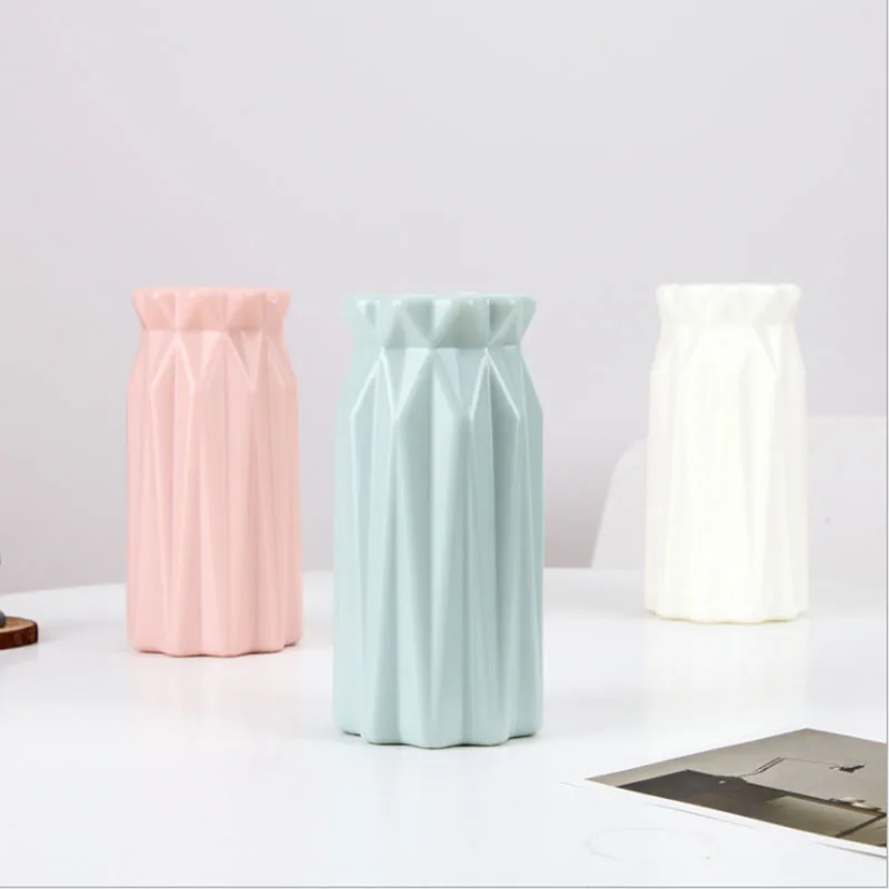 
Factory direct supply european style flower decoration fancy art plastic cheap vases 
