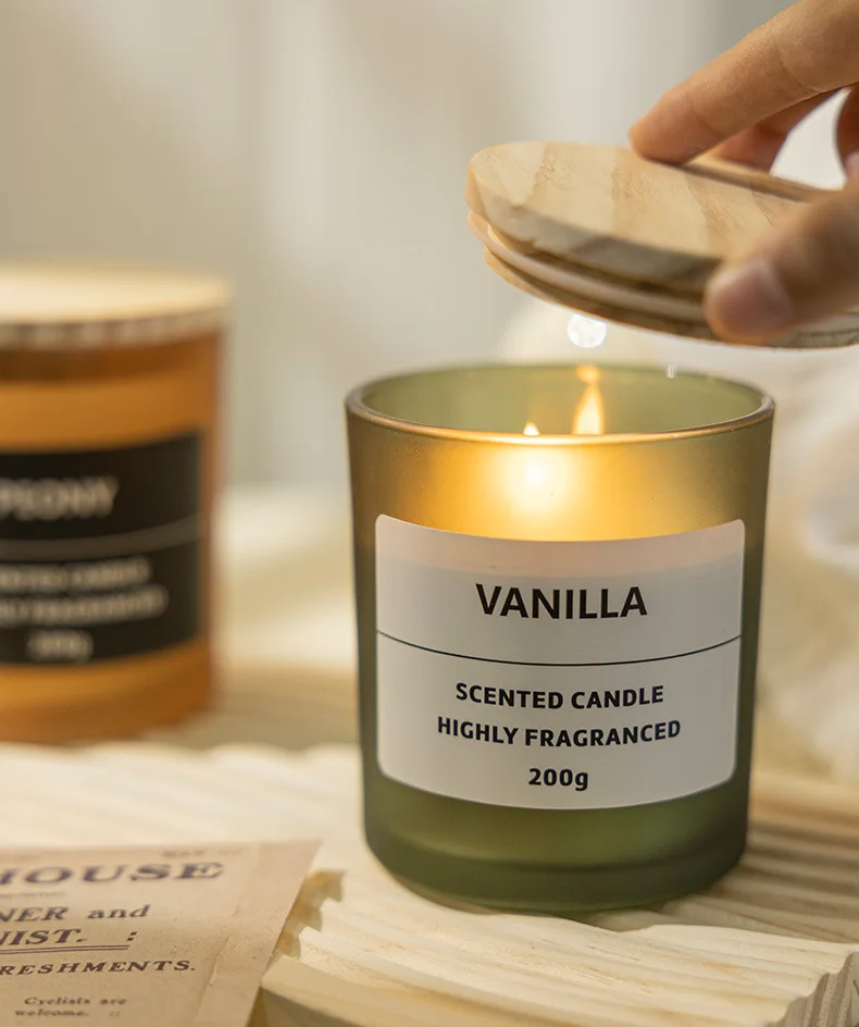 Qingdao Florescence Custom Home Scented Candle Fresh Light Elegant Green Soy Wax with Floral Pattern for Weddings Christmas
