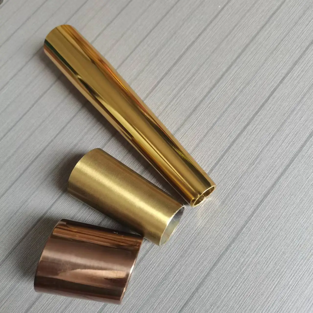 Низкая цена, металлические наконечники для стульев с золотым наконечником, Декоративные ножки для мебели