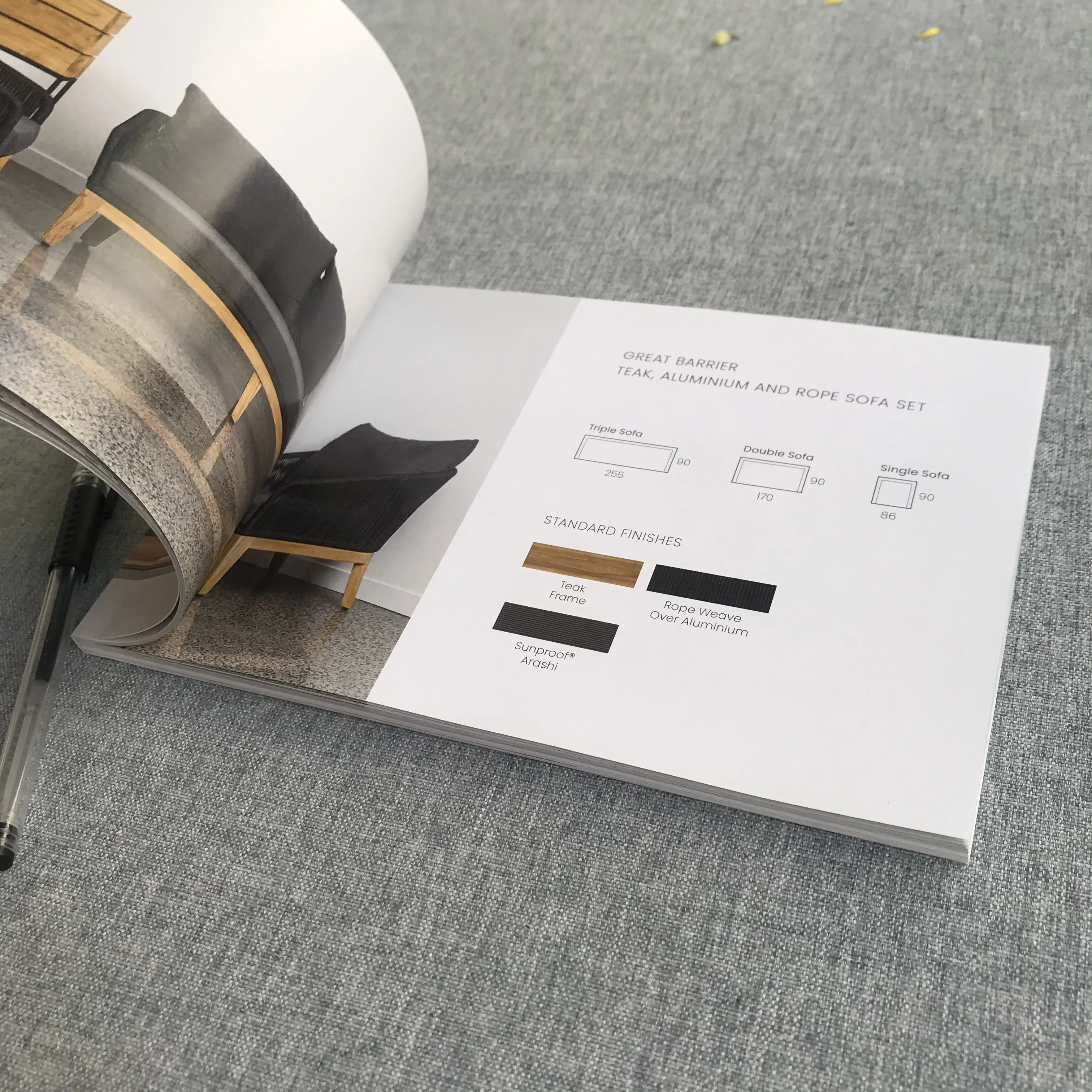 Factory Customized A5 Magazine Booklet Instruction Manual Catalog Thick Booklet Flyer Flyer Poster Brochure Printing