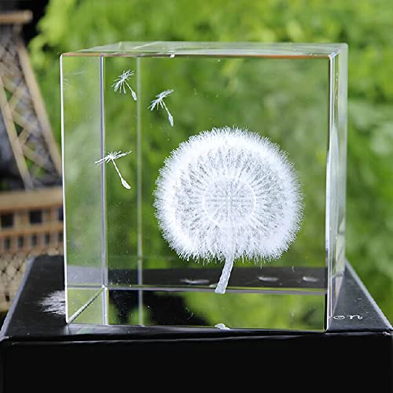 Elegant 3D Laser Engraved Etched Crystal Cube For Garden Decoration