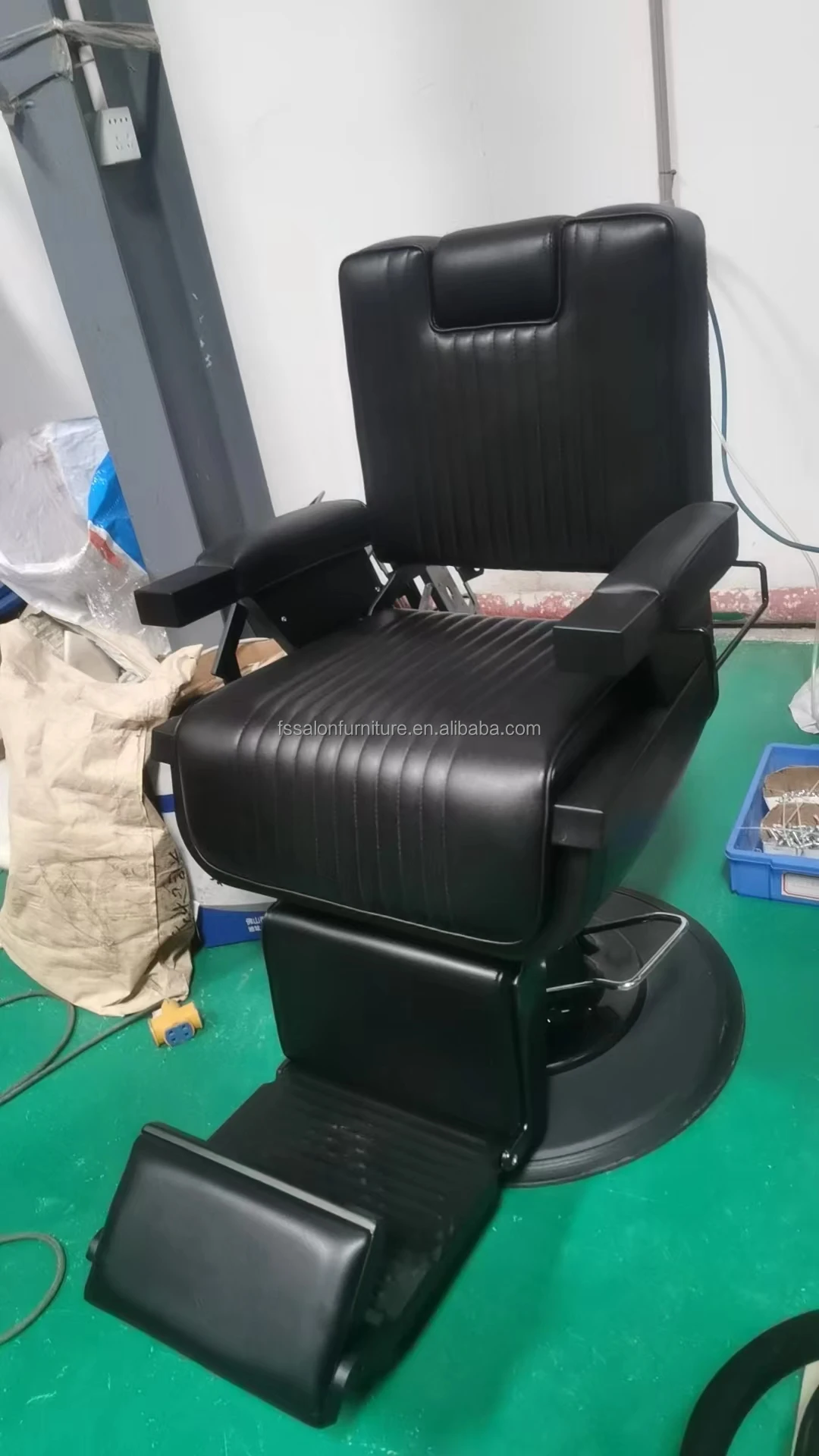 Vintage Capone Black Ice Barber Chair classic barbershop folding hair cut chair salon hairdressers adjustable footrest chair