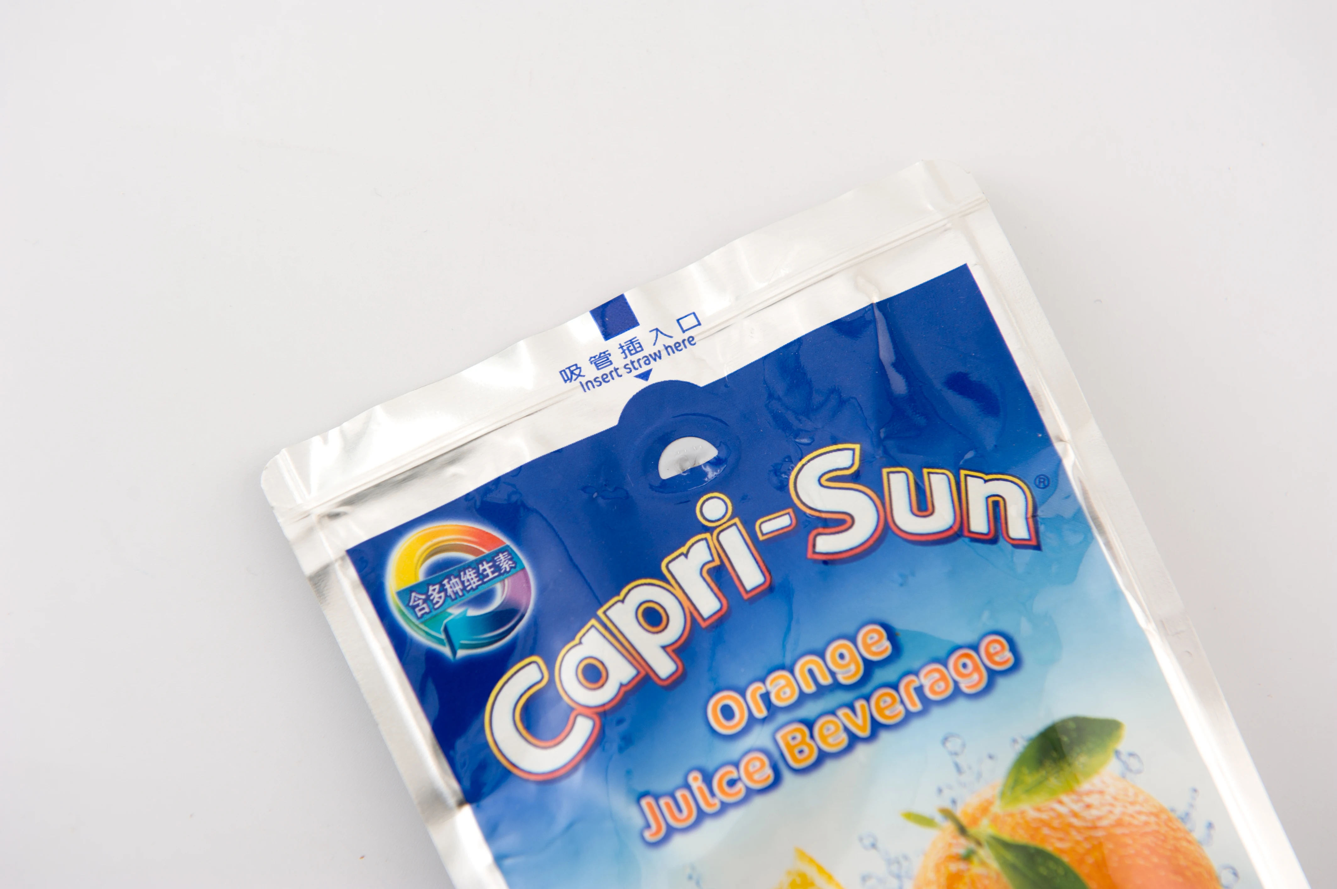 Custom Printed stand up pouches with zipper juice take away bag drink juice pouches with logo and straw