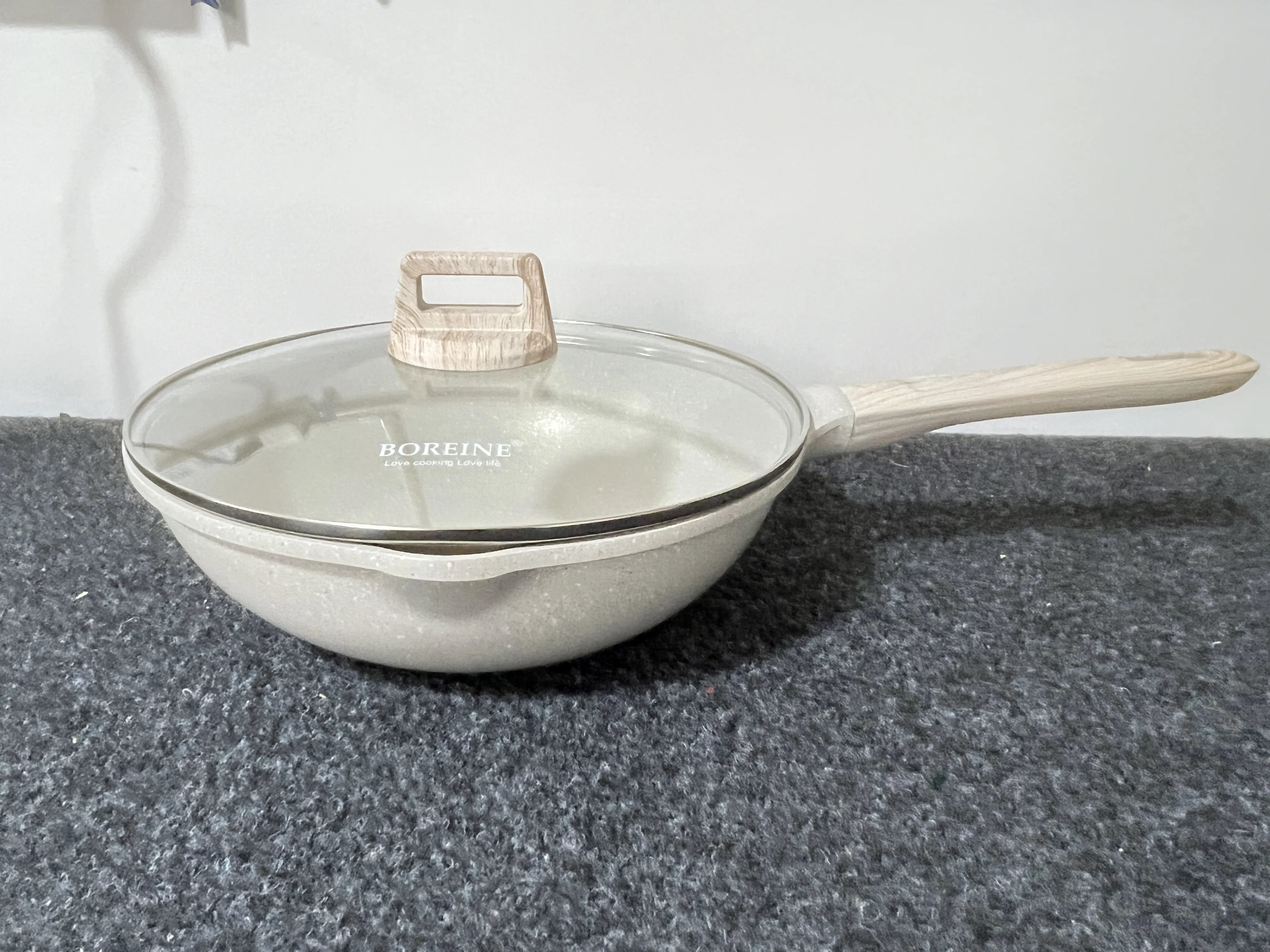 7-Piece Beige Granite Non-Stick Induction Cookware Set with Glass Cover Wooden Handle Die-Cast Aluminium Pots Oil Required
