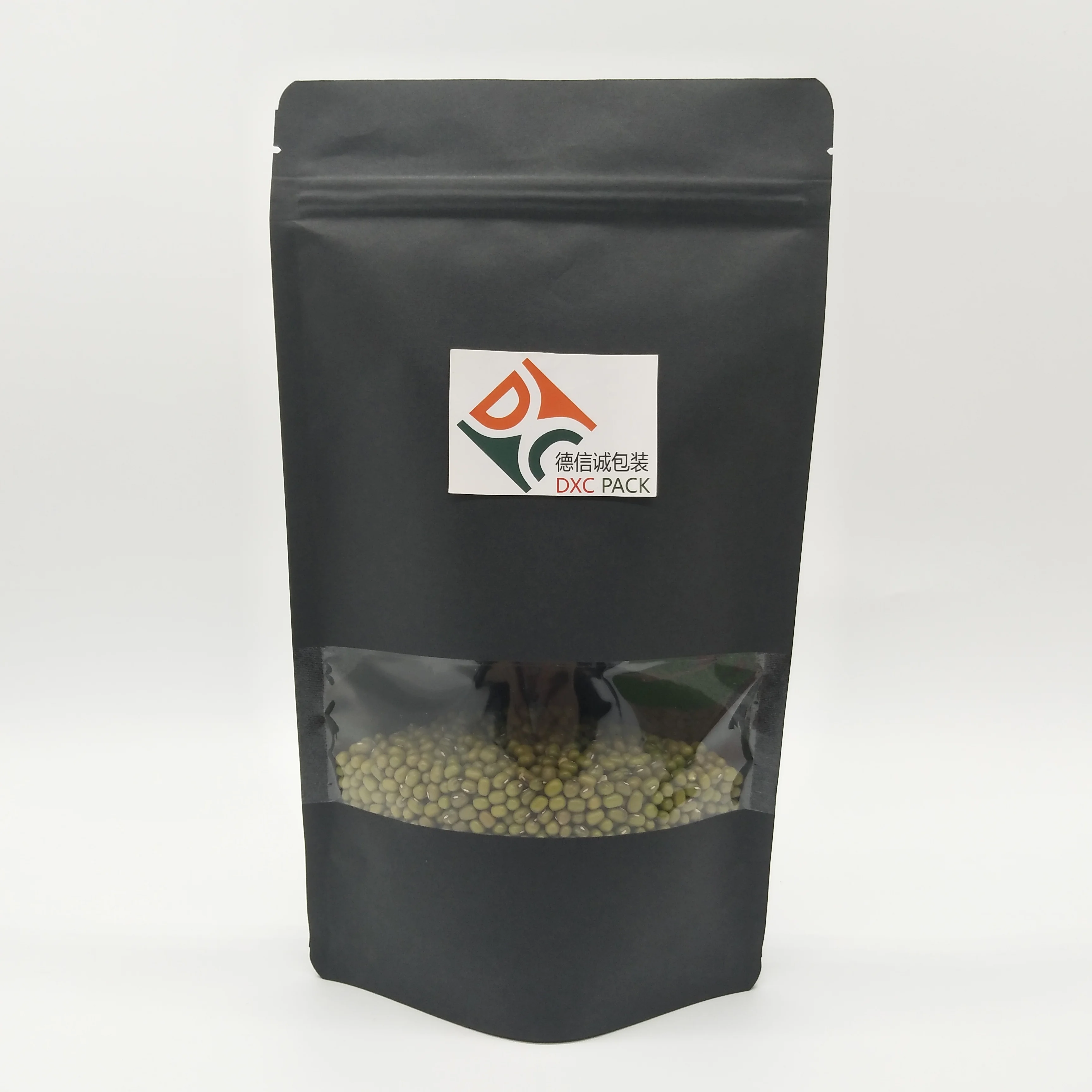 
 Черный стоячий мешочек из крафт-бумаги с замком и окошком для еды  