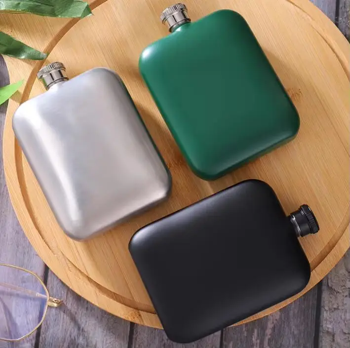 Hot selling stainless steel 6oz cool black color painted alcohol whiskey hip flask