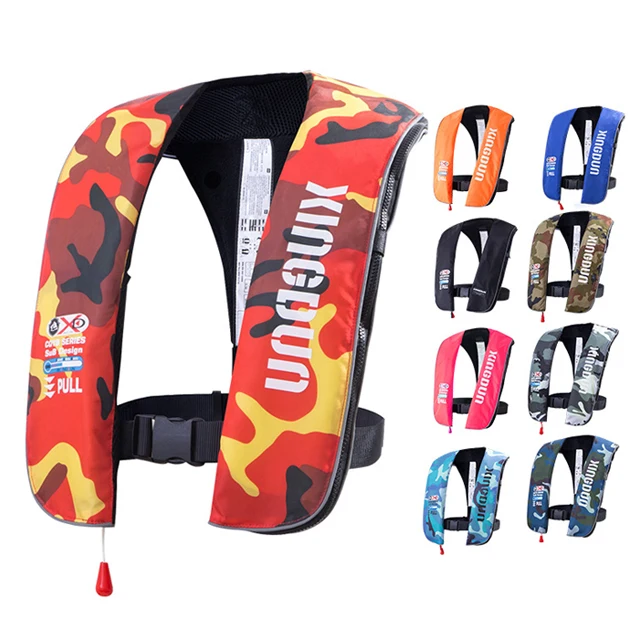 Automatic inflatable life jacket with CO2 gas cylinder