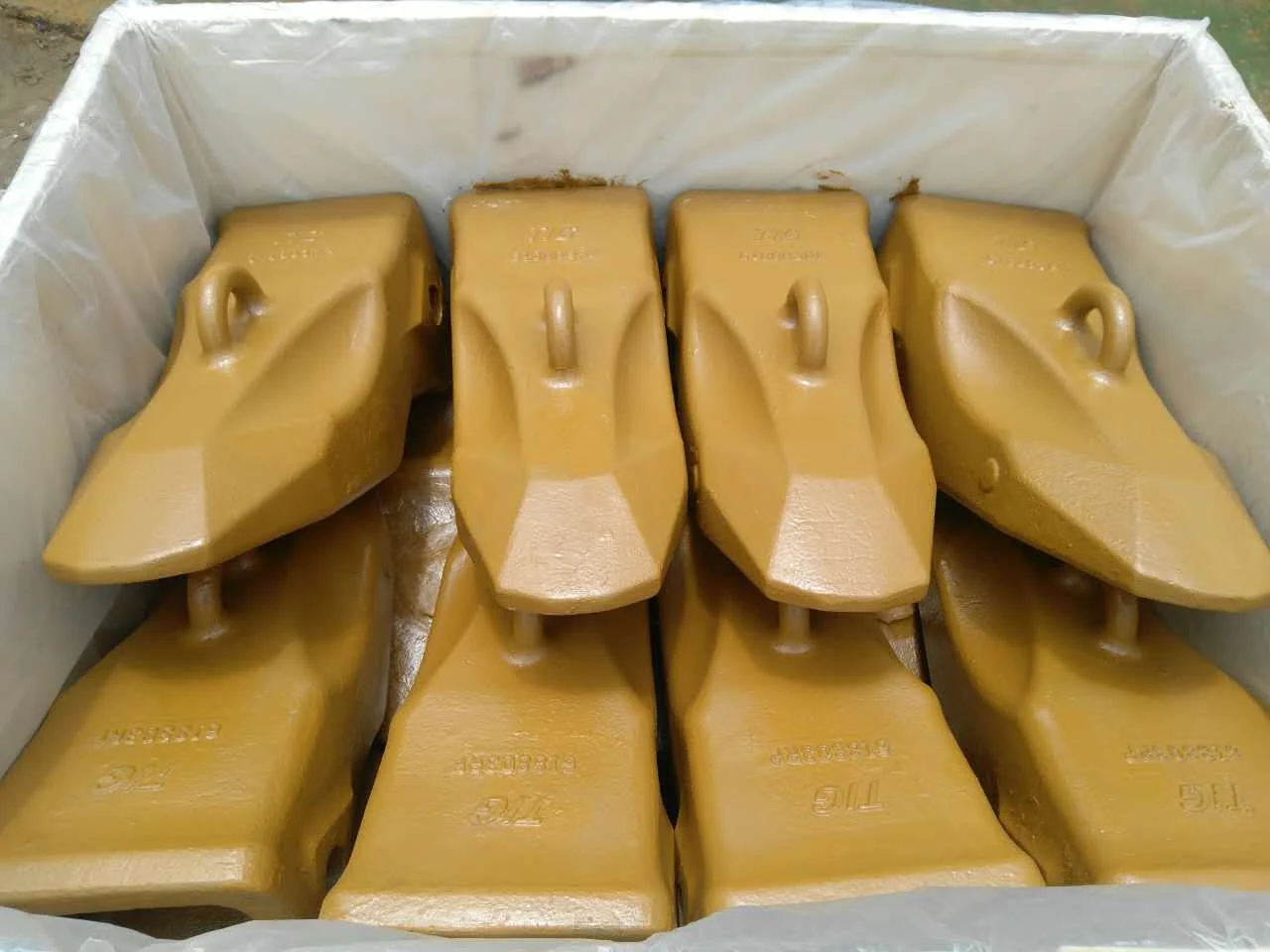 25 series Lost Wax Casting Ripper bucket tooth 25RC12 for sale