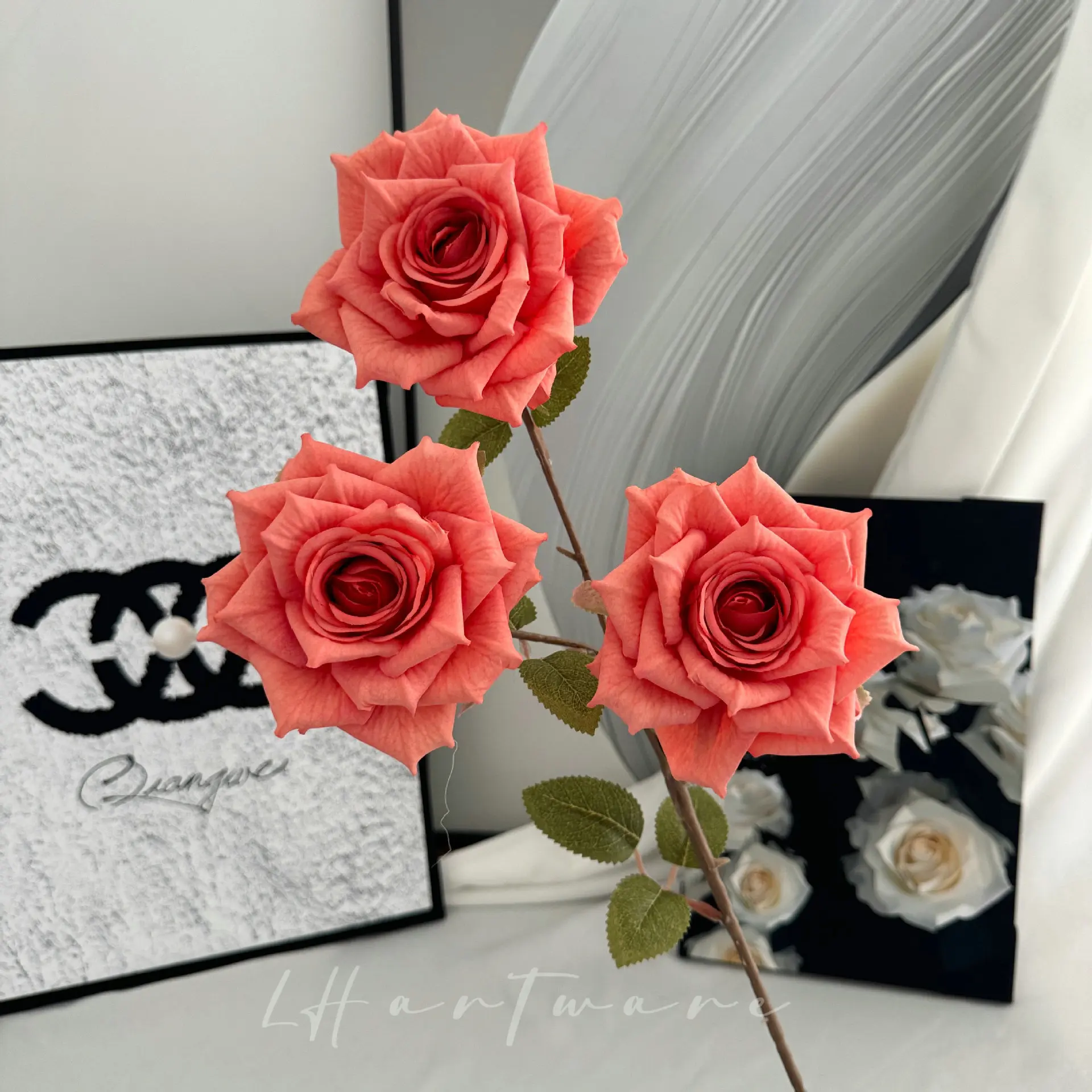 EG-H0016 Butterfly Stand Rose Bouquet Wholesale Factory Cheap Price Artificial 3 Heads Rose Silk Flower for Floral Design