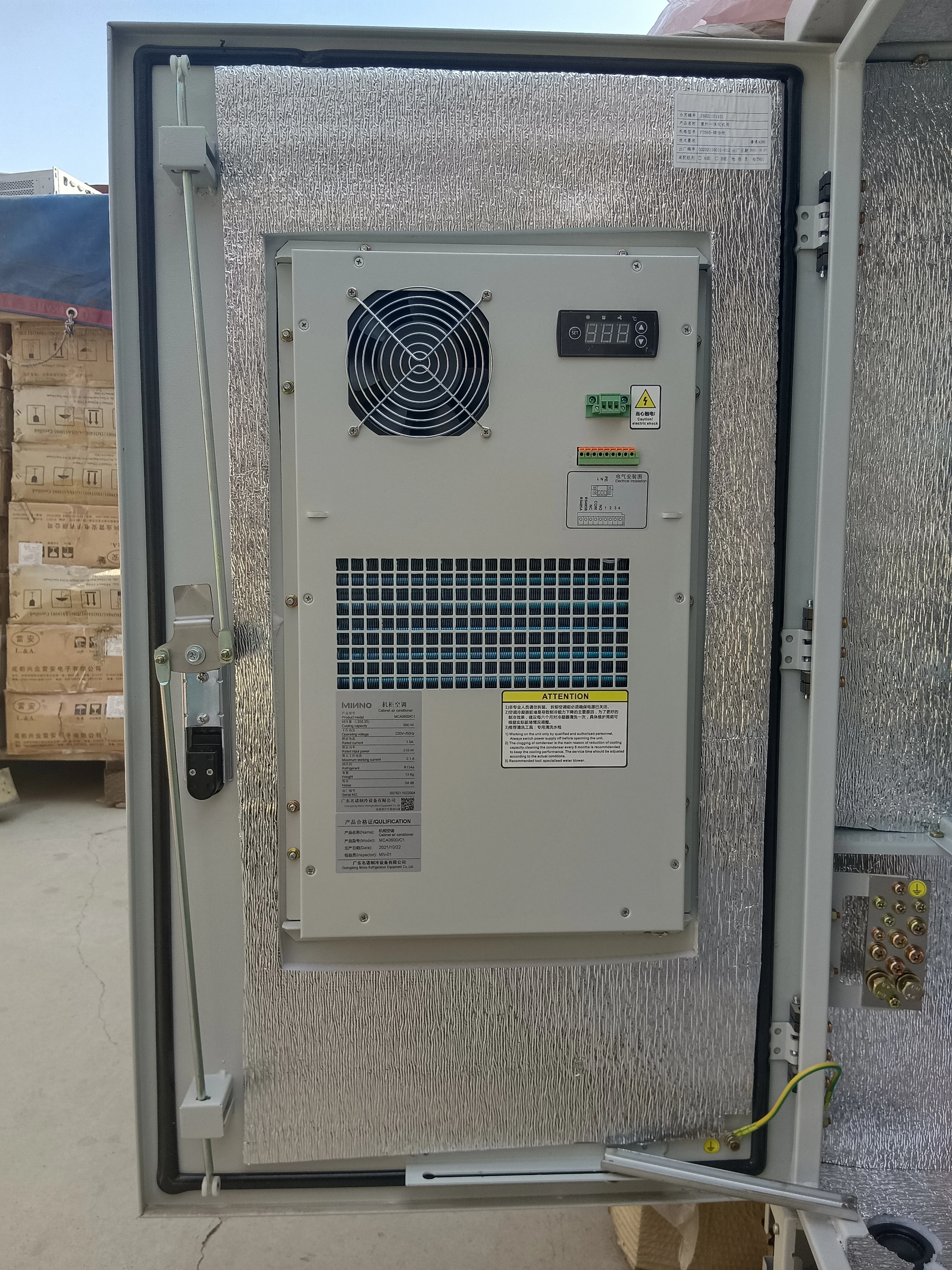 Customizable Waterproof Metal network cabinet IP55 outdoor Telecom Cabinet