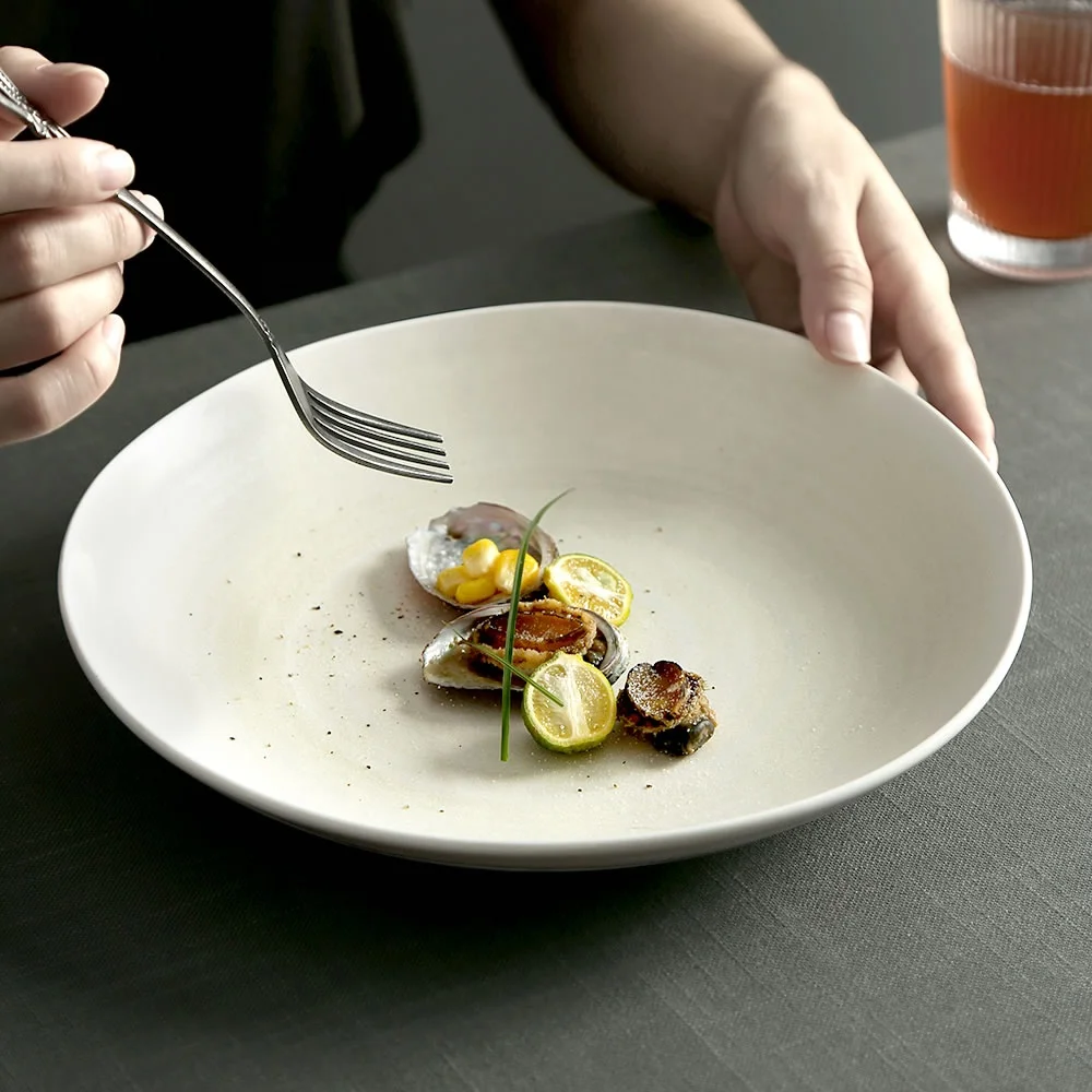 Factory Direct Wholesale Irregular Matte Porcelain Fruit Plate Deep Dish Kitchen Ceramic Soup Dinner Plates For Restaurants