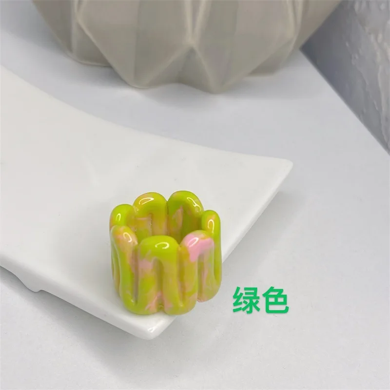 Original ins design niche two-color blooming geometric resin ring 2021