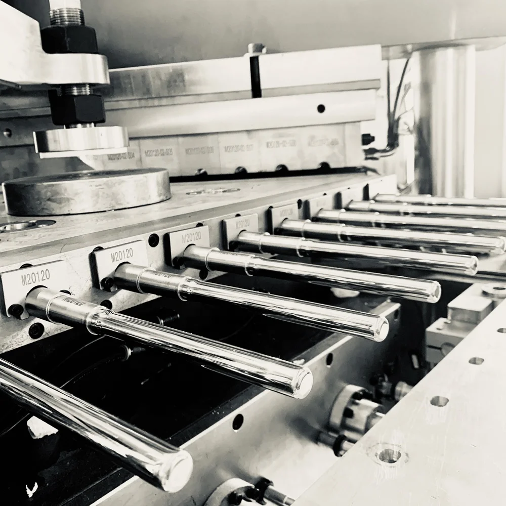 PLASTIC pharmaceutical spray liquid bottle making machine(one step IBM machine)