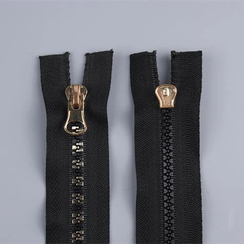 Top Quality 5# Dual Waterproof Resin Zipper Making Machine For Textile Bag Garment