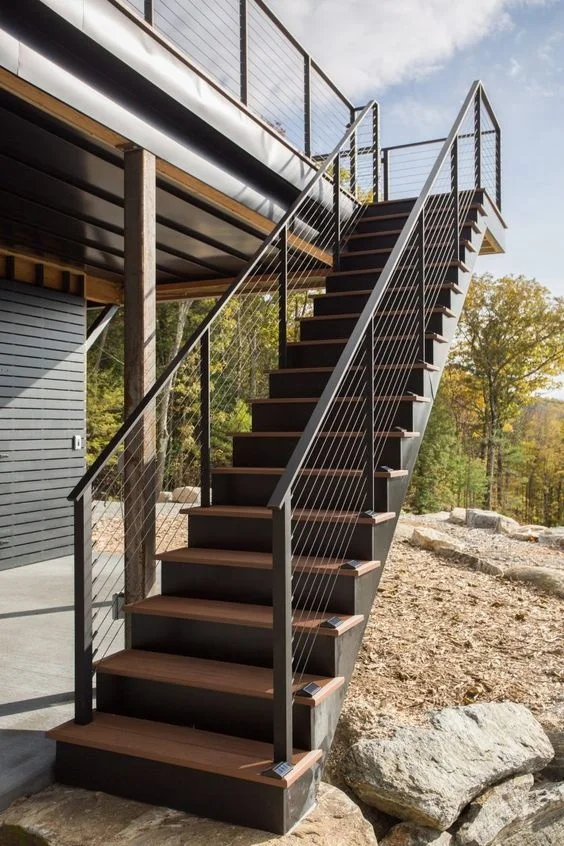 Industrial Outdoor Staircase Metal Stairs Non-Slip Carbon Steel Staircase