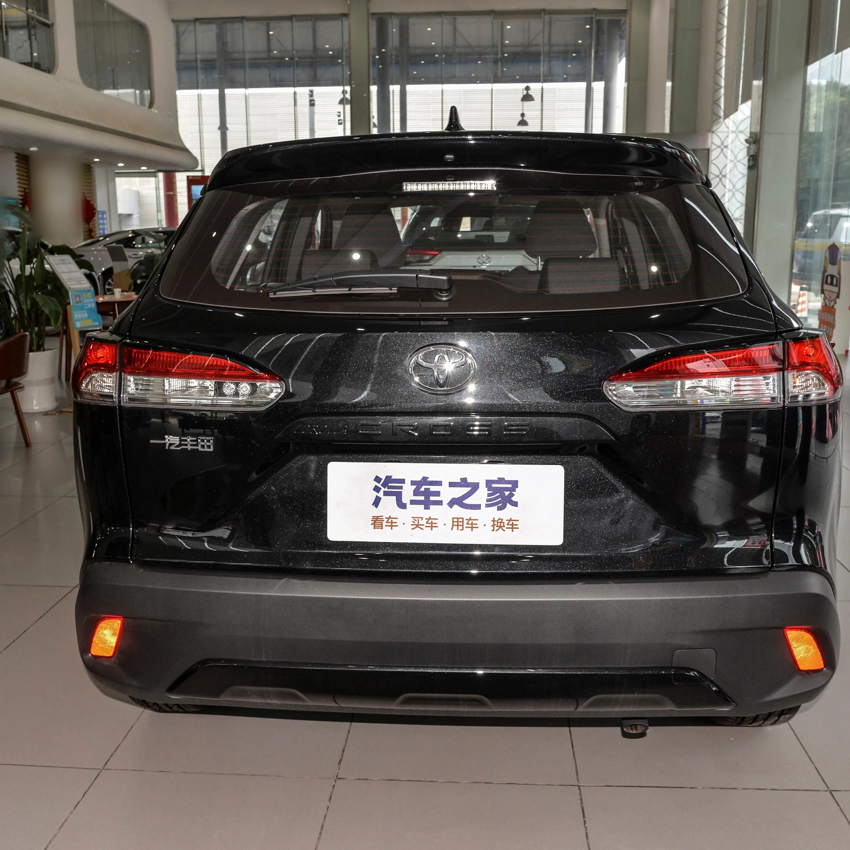 2024 Toyot a Corrolla Cross SUV FWD hybrid 2.0L 152PS L4 R18 112 кВт/188 нм флагман LHD Новый Подержанный автомобиль для продажи