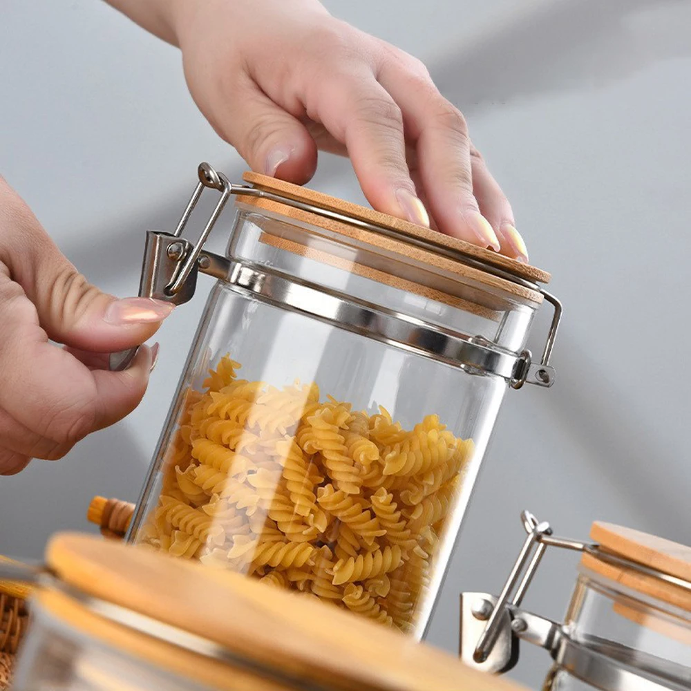 BPA Free Seal Tight High Borosilicate Glass Storaging Jar With Bamboo Lid With Buckle Lid
