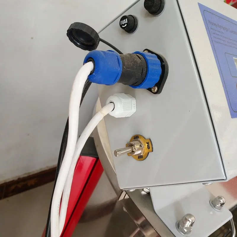 Beekeeping Equipment Honey Wax Separator 8/6 Frame Manual Honey Extractor Stainless Steel machine for bee farmer from