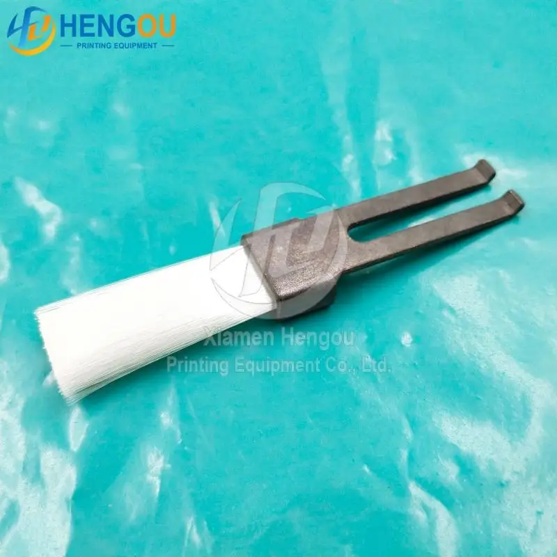 66.028.109F Steel Sheet Separator Brush (Hard) for S & M Series SM 102 Offset Printing Machine Spare Parts
