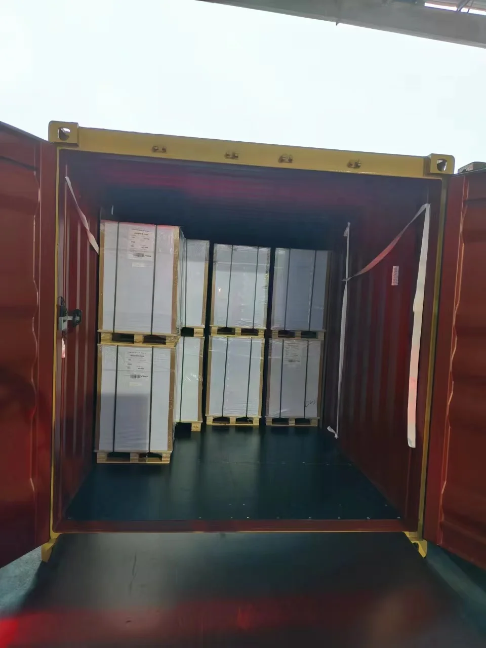 Super smoothness premium Uncoated Ivory Woodfree Offset Paper Jumbo roll or sheet China factory low price