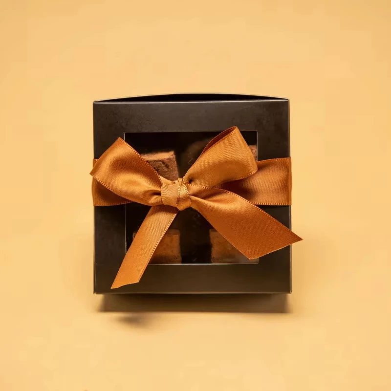 Cheap Empty Magnetic Sweet Chocolate Packaging Box Custom Chocolate Packaging Box With Gold Dividers