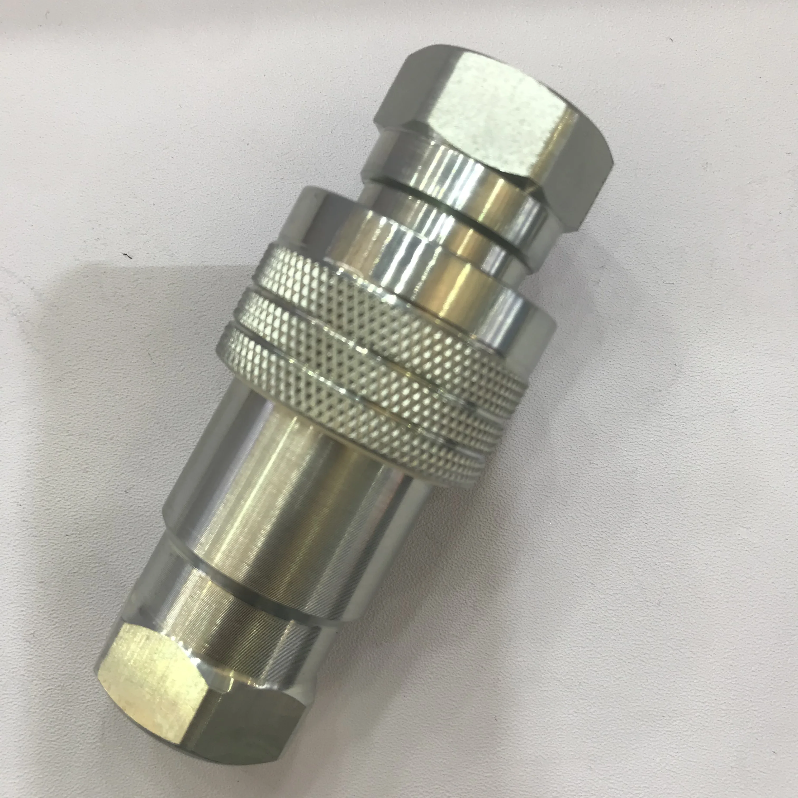 ISO 7421A Series carbon steel hydraulic quick coupling