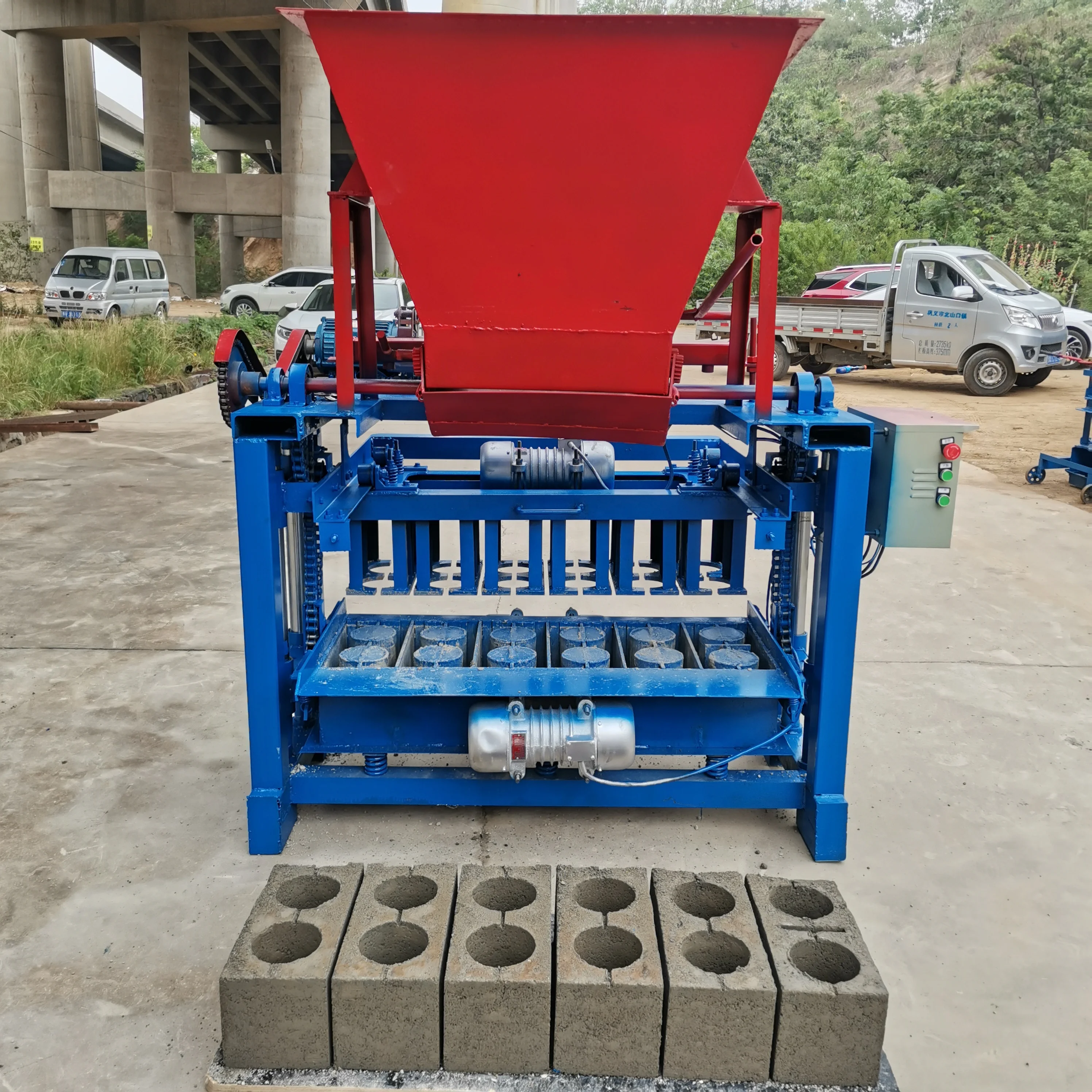 Big BR4-35 semi-automatic brick making machinery with cement mixer and belt conveyor