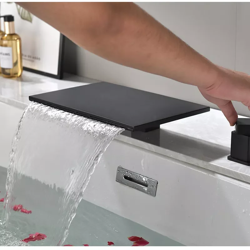 Solid Copper Bathtub Style Wall Mounted Steady Flow Waterfall Matte Black Waterfall Bathing Tubs Faucet