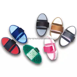 Щетка для груминга лошадей