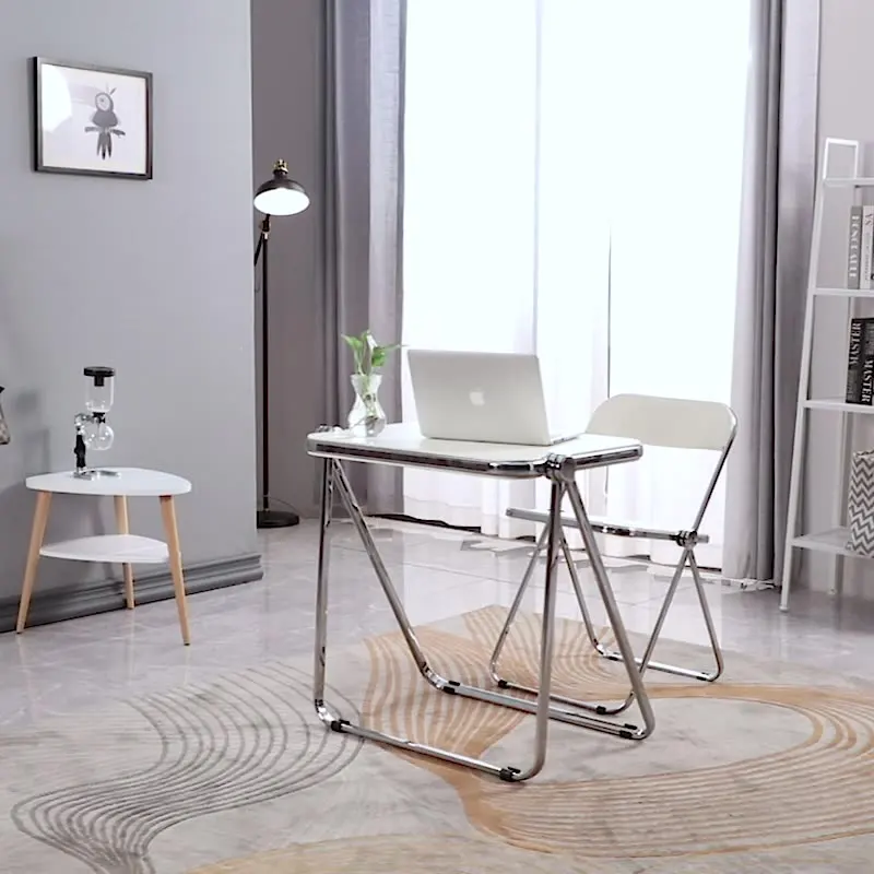 Modern Plastic Clear Acrylic Folding Dining  Chairs  For restaurant with chrome metal frame