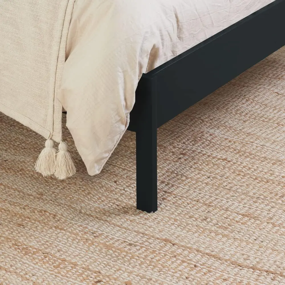 Solid Wood Frame Room Furniture Nordic Rattan Queen Wooden King Size Bed Frame Bed with Rattan Headboard