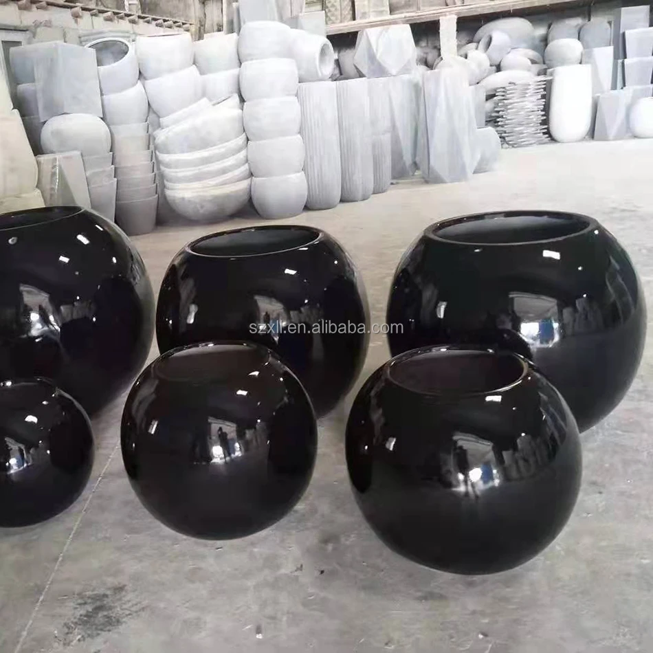 Wholesale of large plantations unique outdoor fiberglass flower pots shopping centers hotel decoration flower pots