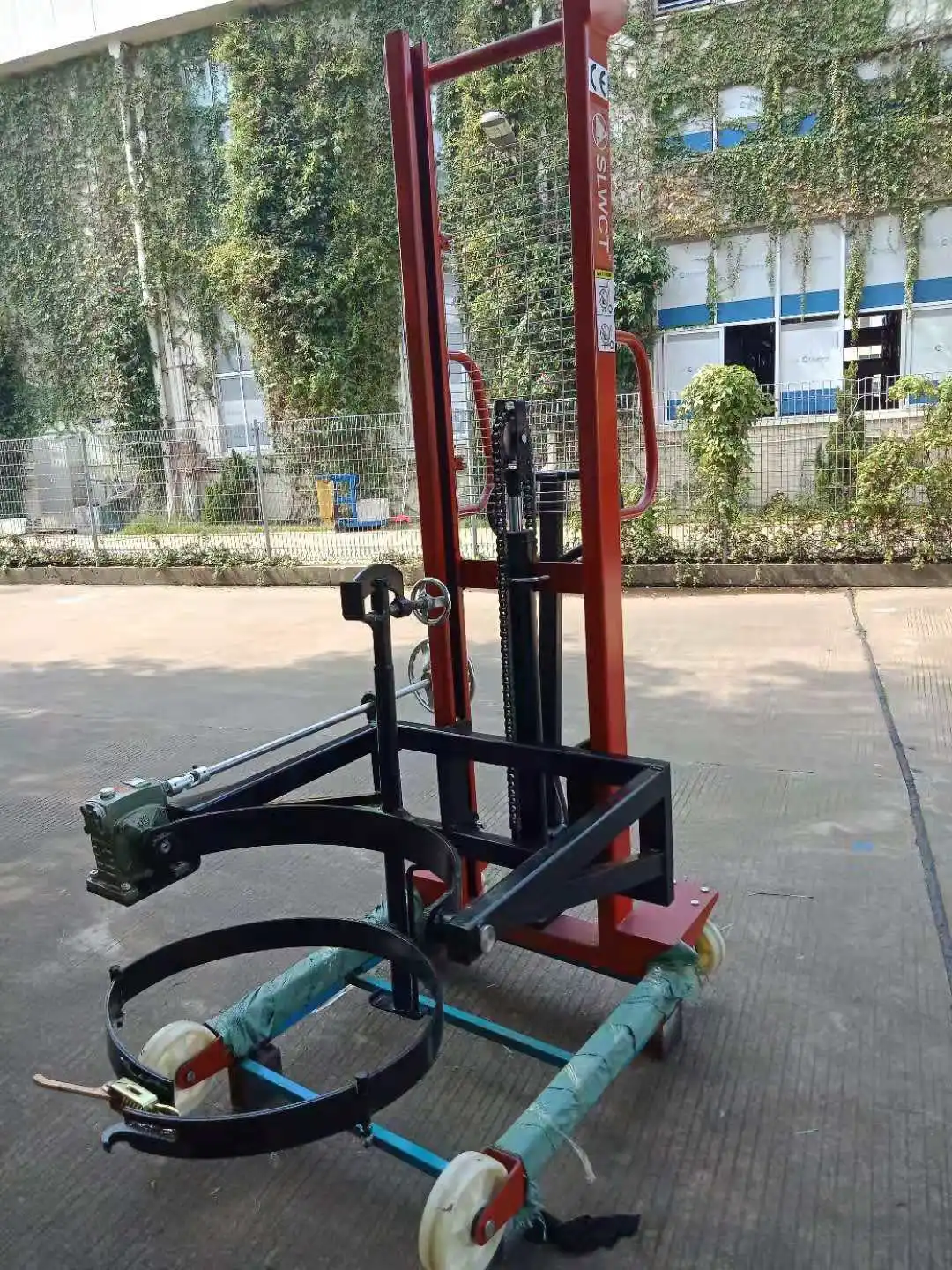good price 350kg drum stacker operated drum lifters handling equipment