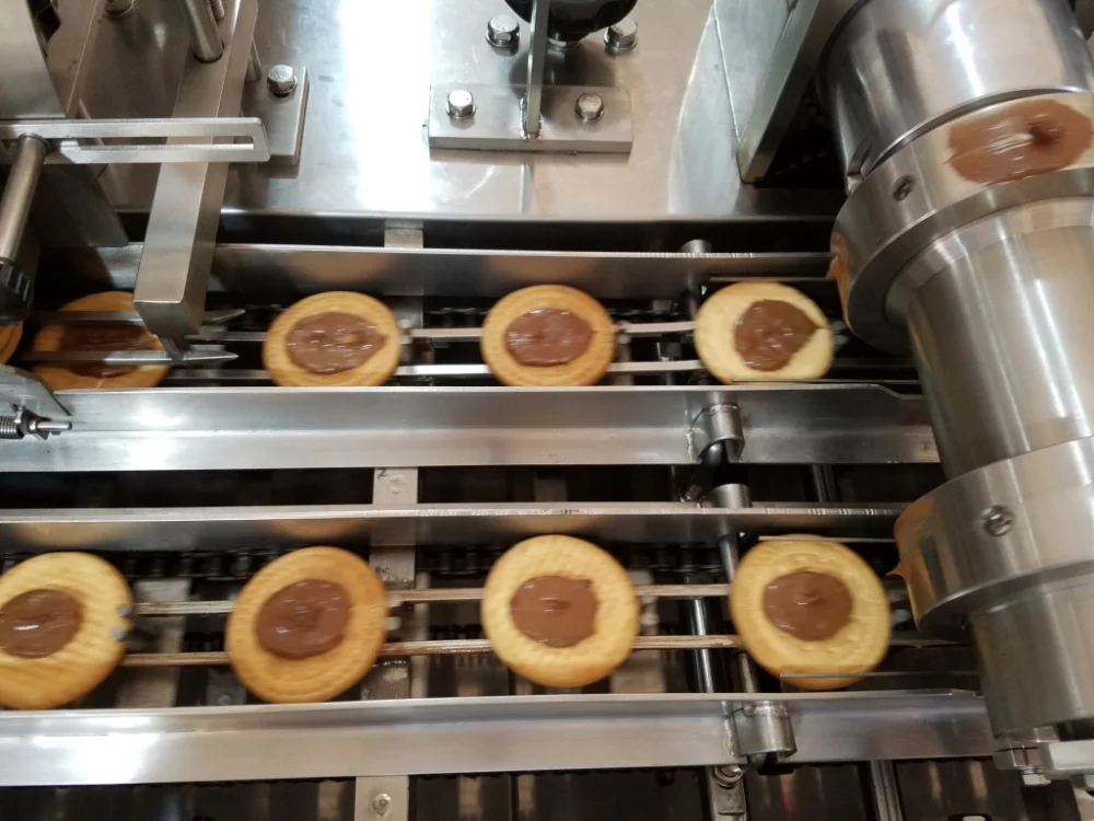 Skywin Hard And Soft Biscuit Automatic Sandwich Making Machine With Package Machine