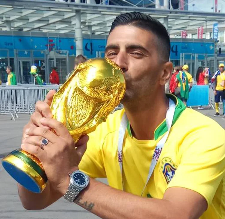 High quality custom metal soccer trophy award maker china