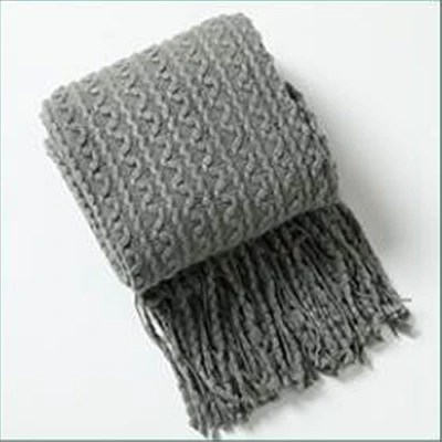 Summer light weight solaron blankets acrylic knitted throw blanket tassel big knit blanket of sofa bed