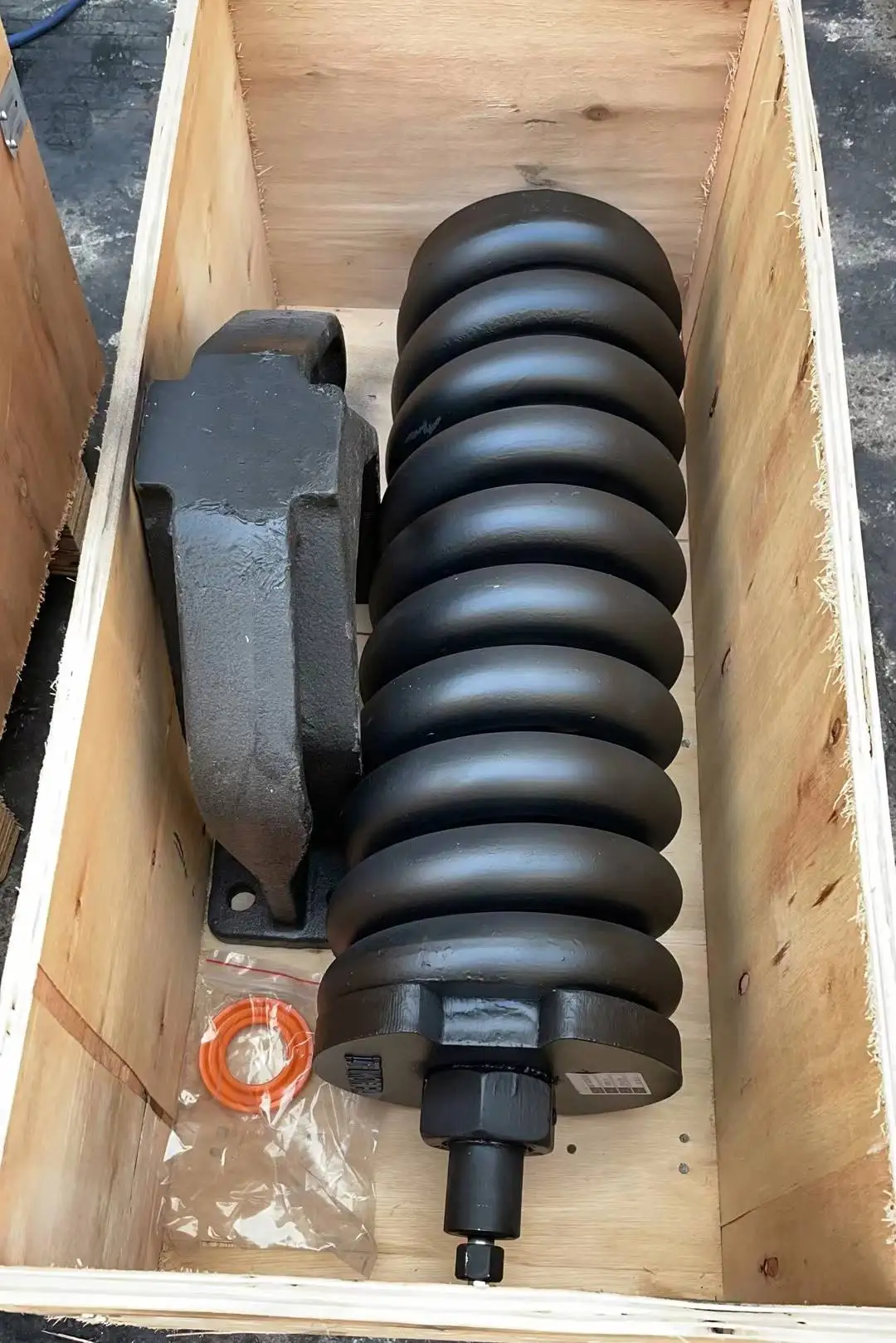 Excavator Track Adjuster for Kobelco SK200-8