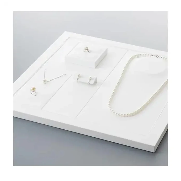 Wholesale shop store wooden luxury jewelry stand display set