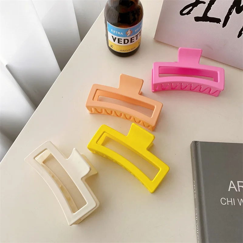 13cm Fashion Acrylic Plastic Hair Claw Large Size Hair Crab Claw Clip for Women Hair Accessories for Girls Claw Clip