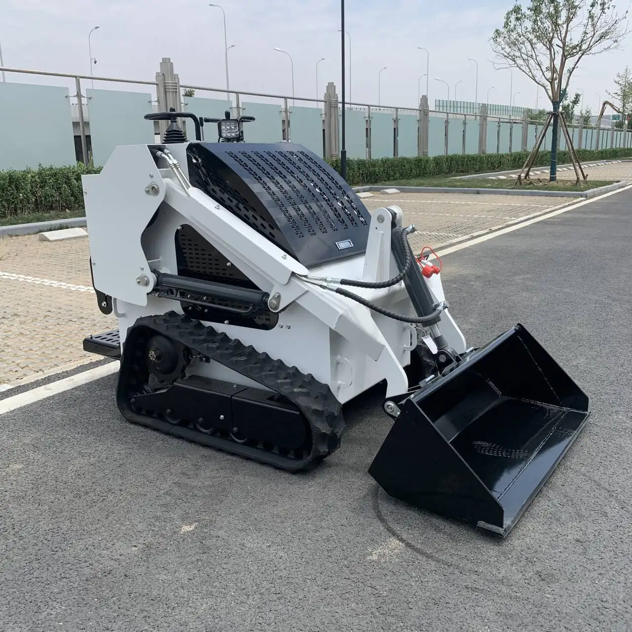Factory price Mini Skid Steer Loader 2024 JCB 1CXT Loader and Skid Steer Attachment JCB 1CXT Factory price