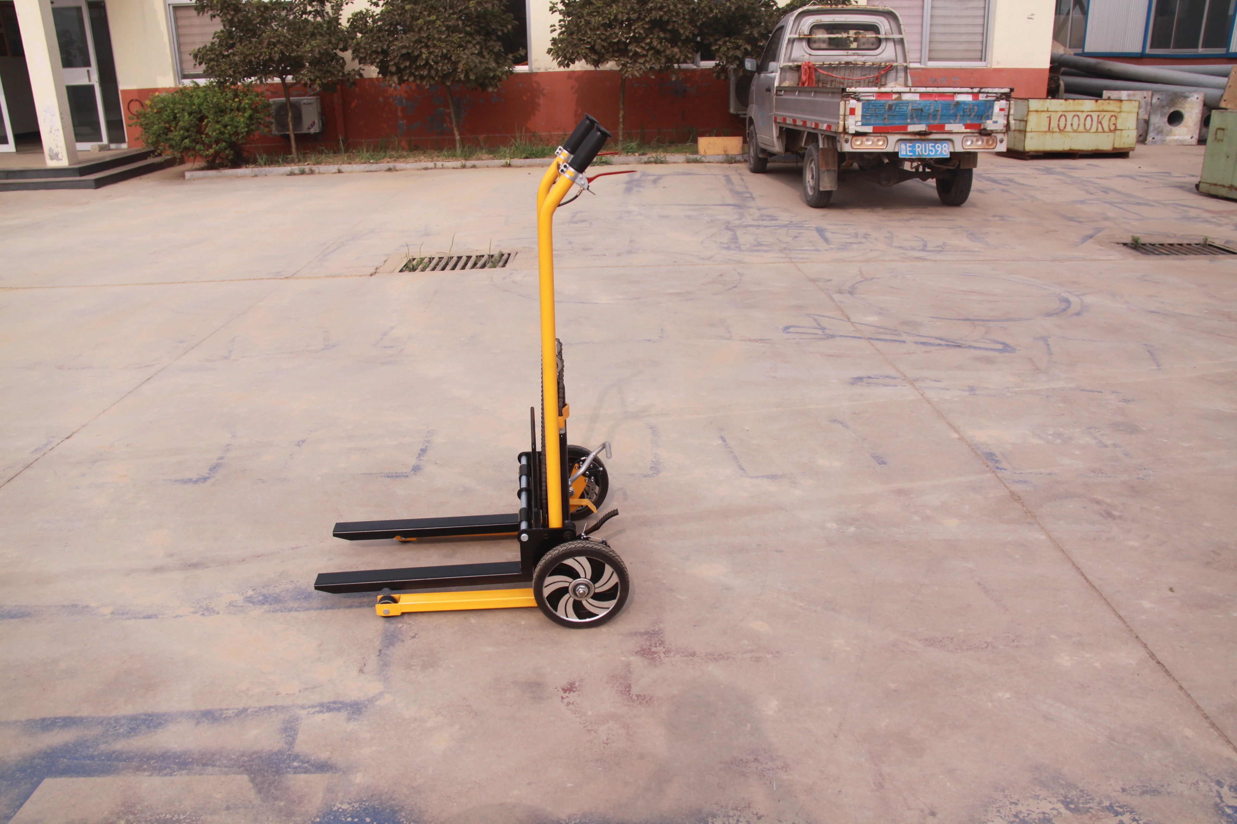 
0.2t 900mm lifting manual reach stacker price 