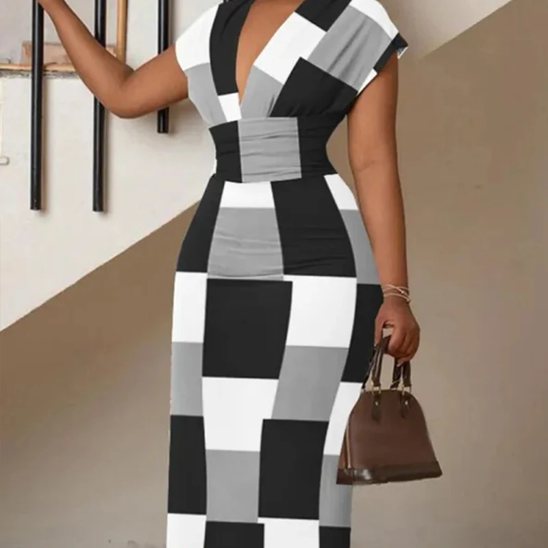 Private Label Women Slim Bohemian Dress V-neck Short Sleeve Printed Dress High Waist Lady Midi Pencil Dresses