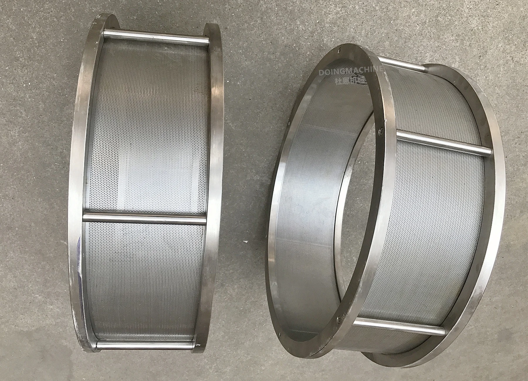 Small stainless steel pin mill for sugar salt spice