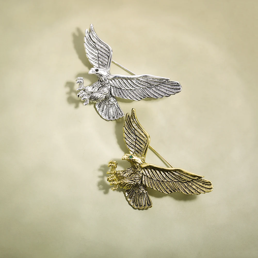 
2020 Fashion Jewelry Wholesale Animal Design Jewelry Crystal Rhinestone Alloy Silver Gold Eagle Brooches for Women And Men 