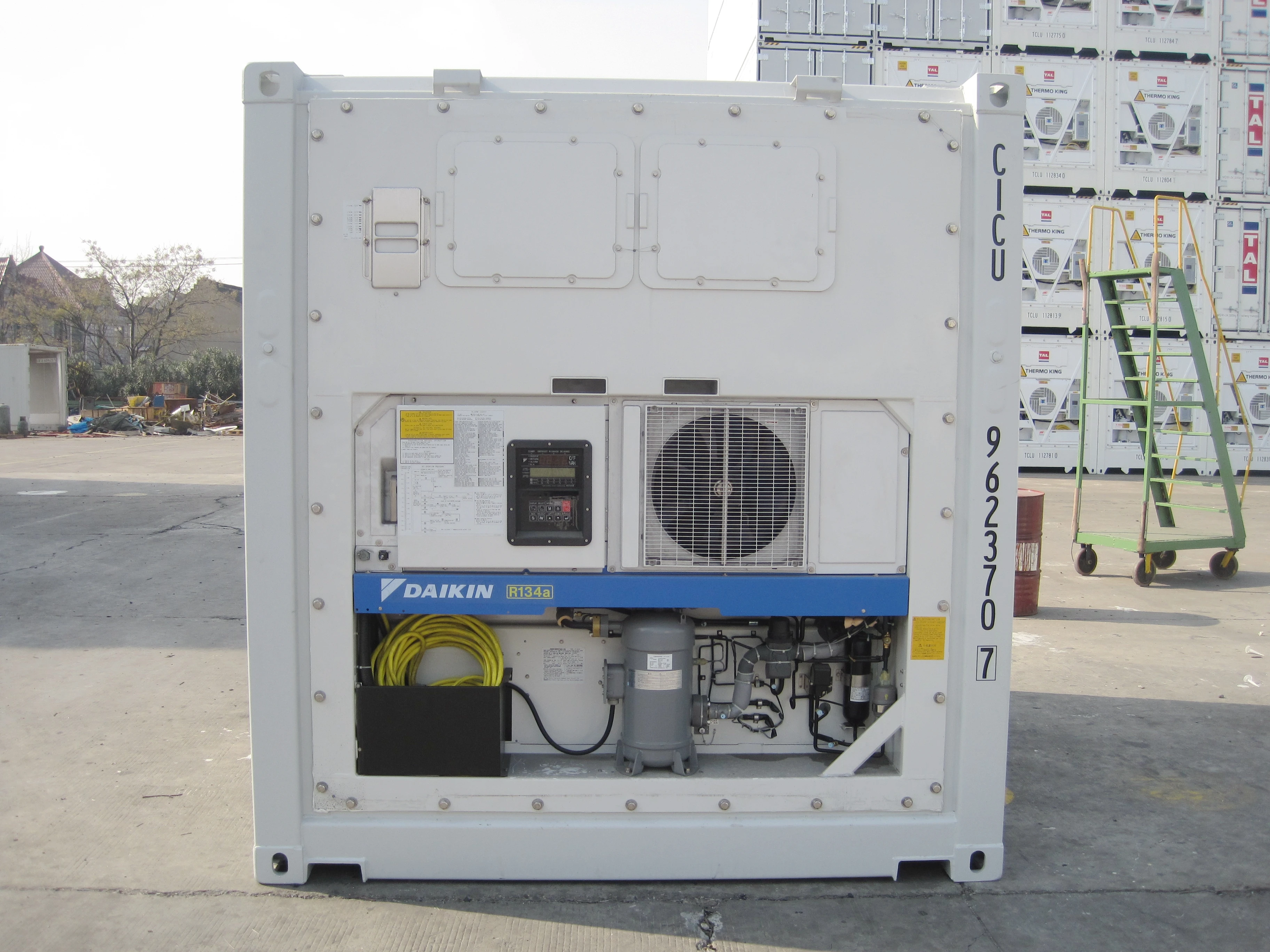 Used Containers for Sale in Japan Fast Delivery  Refrigerated Freezer 20 feet  40ft Reefer Container