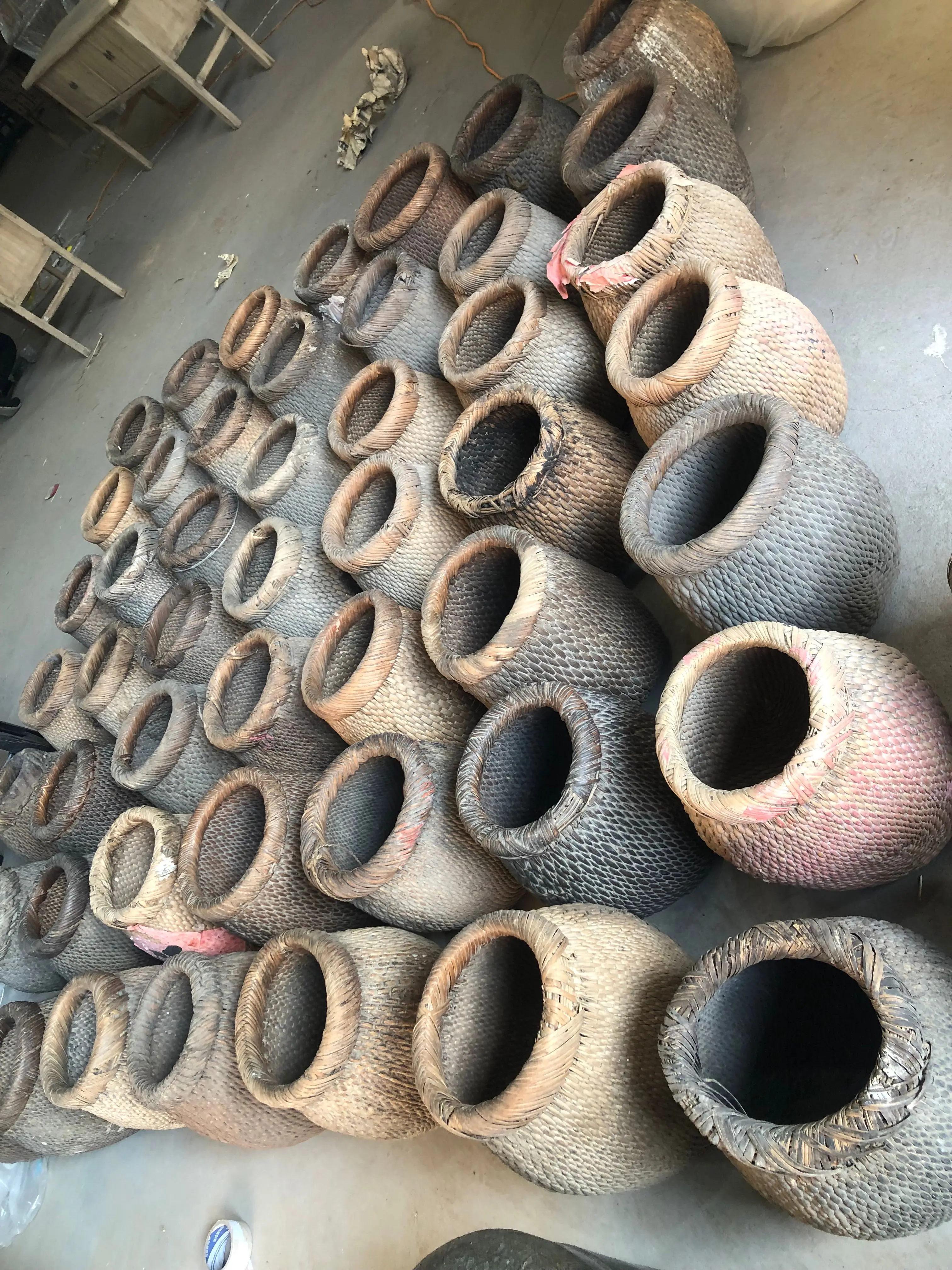 Antique Chinese Home Decorative Wicker Rattan Basket Wholesale Cheap Natural Furniture