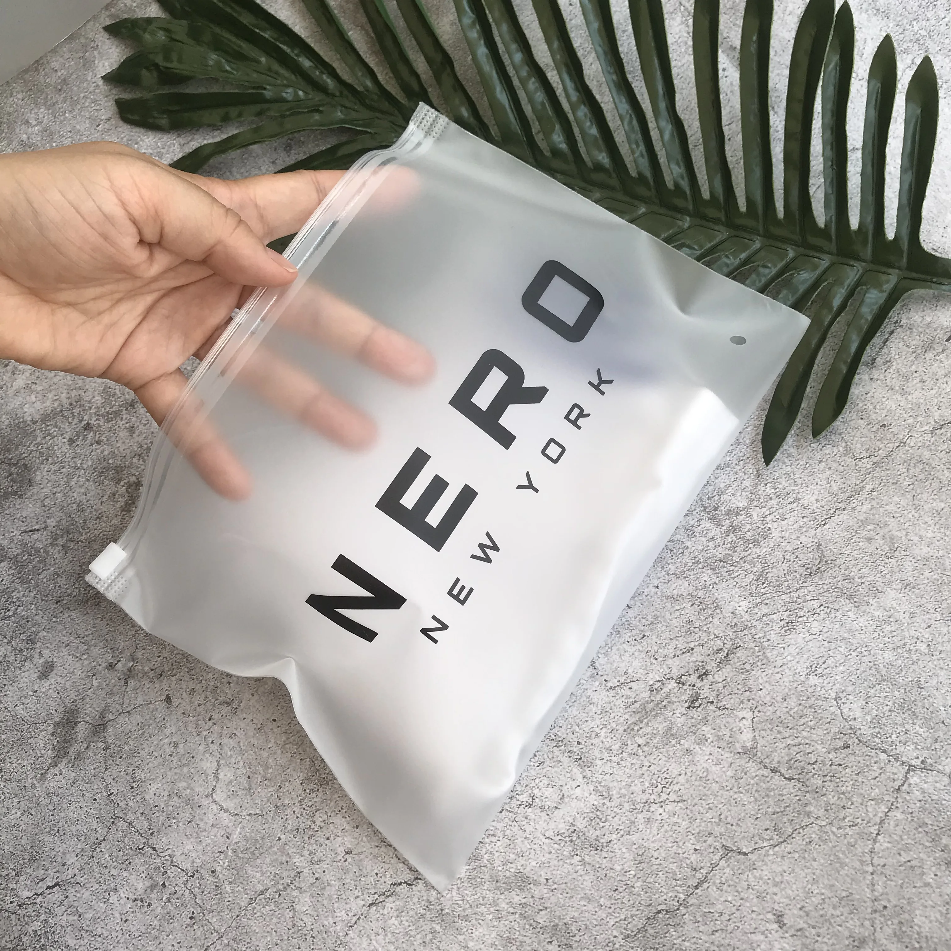 2021 Factory Wholesale High Quality Composite Bag Packaging  Clothing Bag Packing Zipper Bag