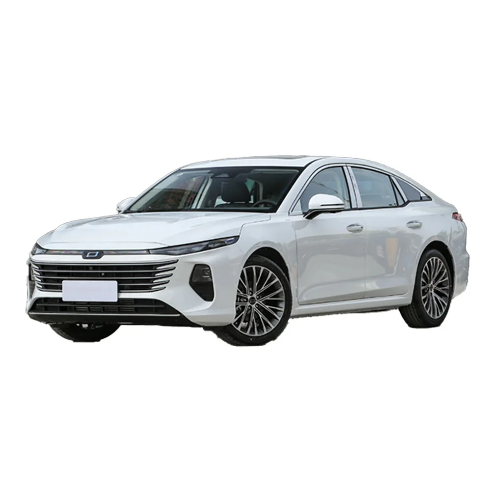 2024 Faw Bestune B70 автомобиль Pentium B70s автоматический 2 0 T 1 5 бензиновый 4x4 для семейного использования